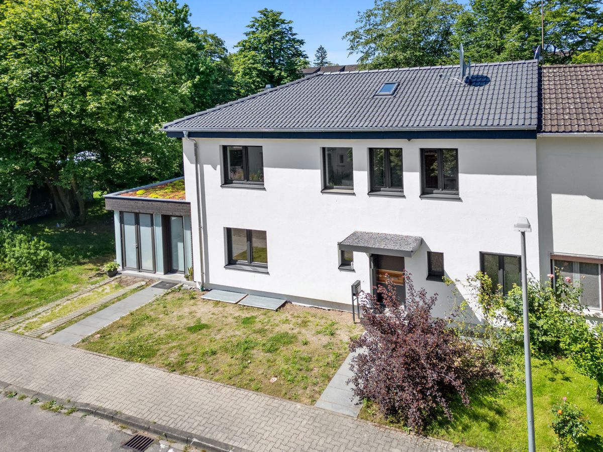 Doppelhaushälfte, Raum Karlsruhe